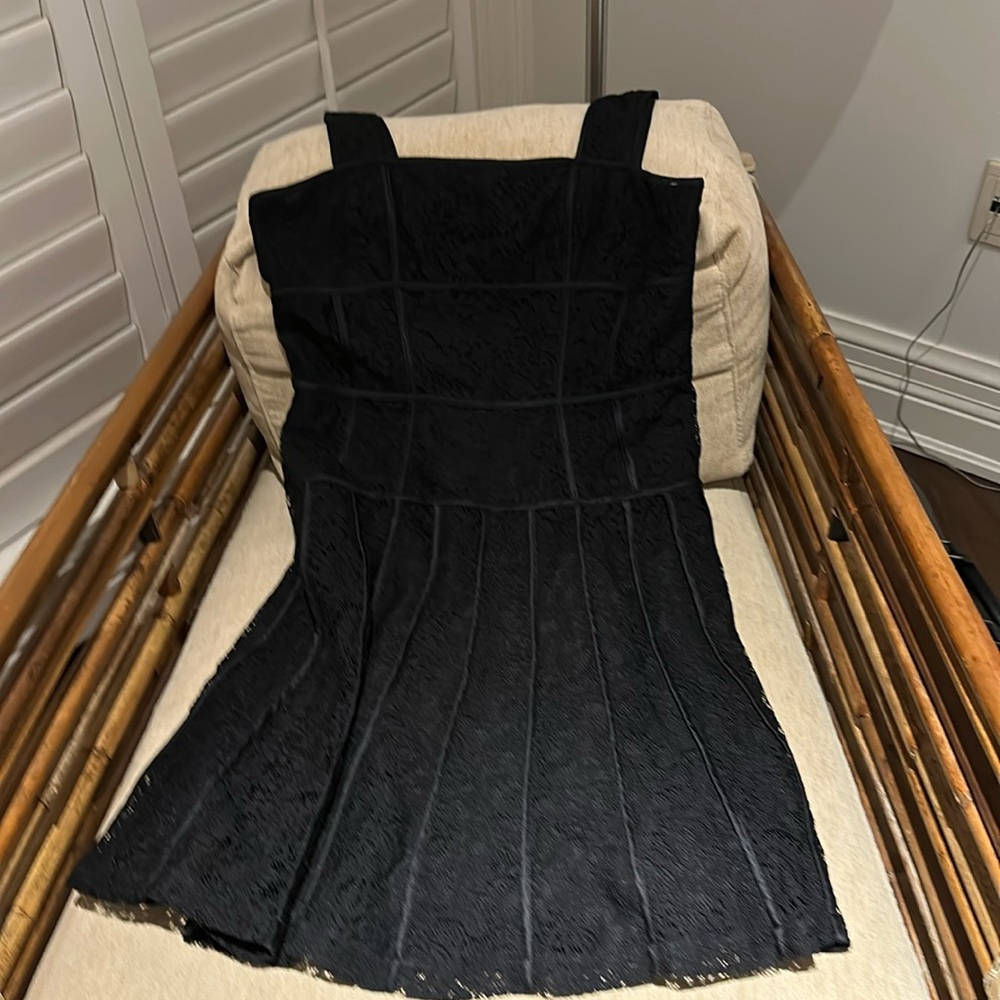 BNWOT gorgeous lace dress.